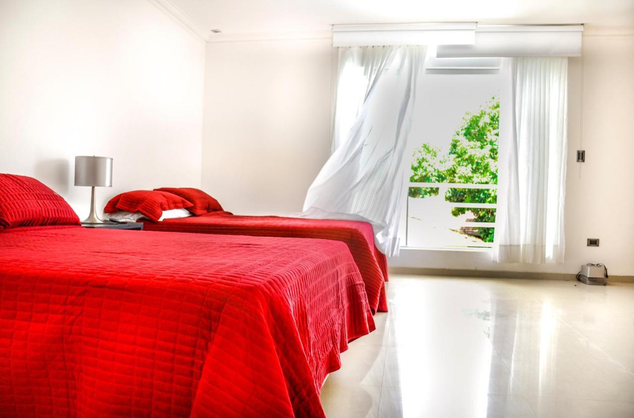 Hotel Senses Equipetrol Santa Cruz de La Sierra Kültér fotó